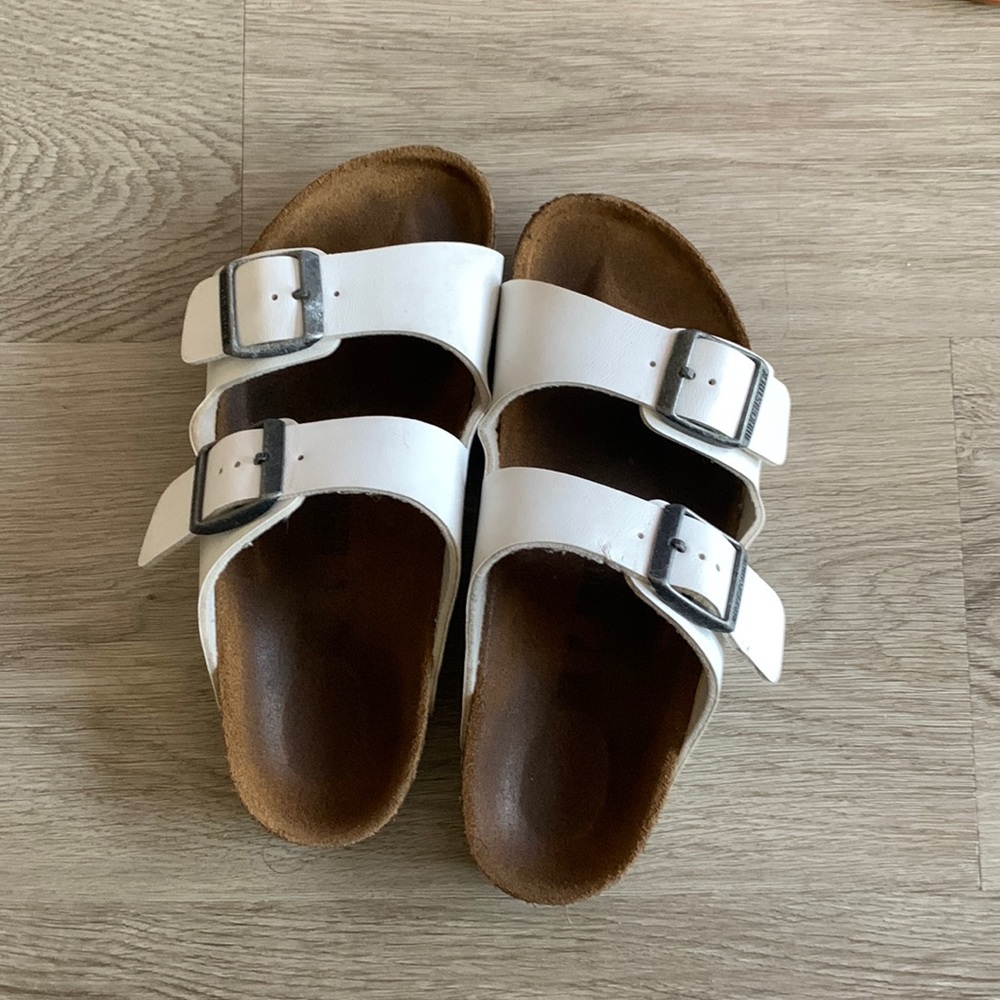 Birkenstock kids white sandals